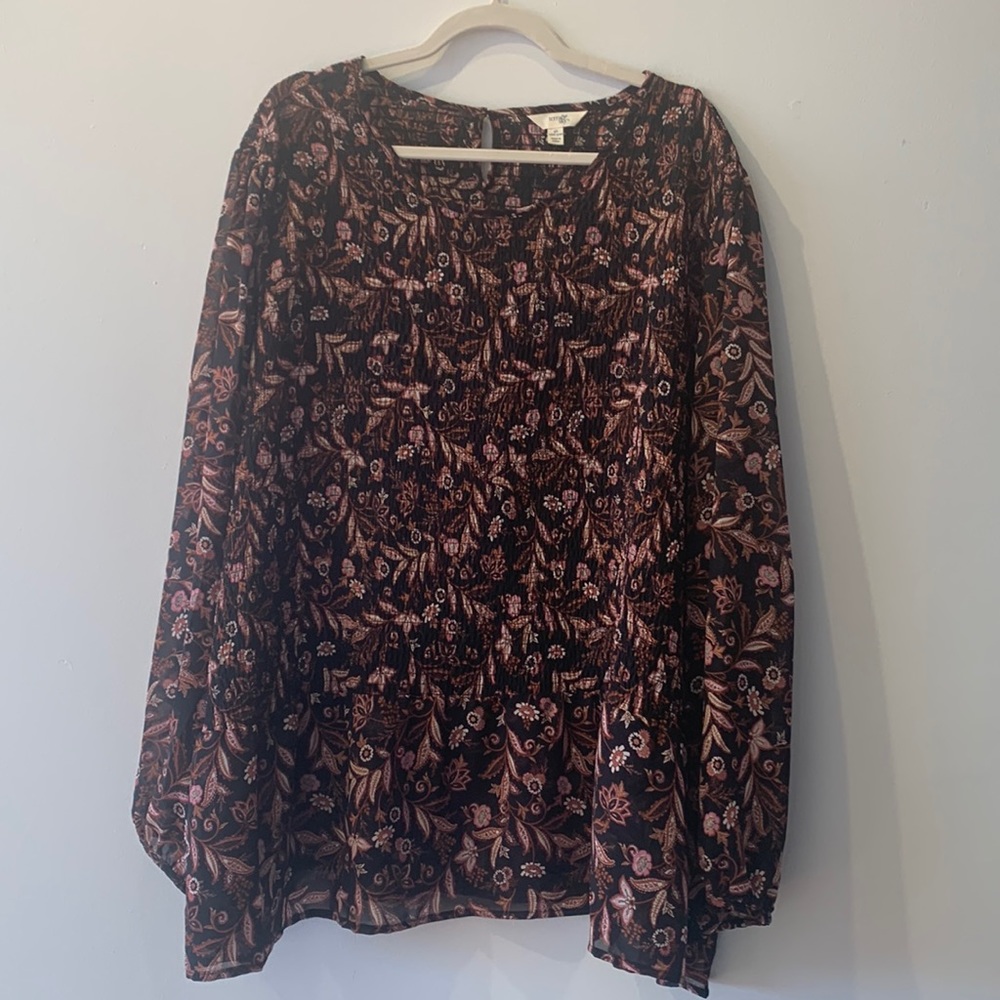 Terra & Sky 4X (28W-30W) Paisley Sheer Smocked Woven Top NWT